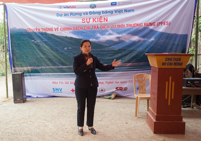 Phối hợp với Dự án Rừng và Đồng bằng tổ chức sự kiện truyền thông về Chính sách chi trả DVMTR tại xã Yên Na- huyện Tương Dương