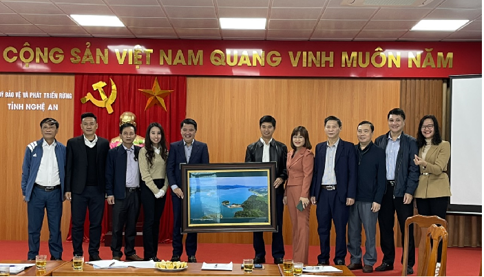 Đoàn công tác Quỹ Bảo vệ và Phát triển rừng tỉnh Hà Tĩnh trao đổi, học tập kinh nghiệm tổ chức, vận hành Quỹ BV&PTR tại tỉnh Nghệ An