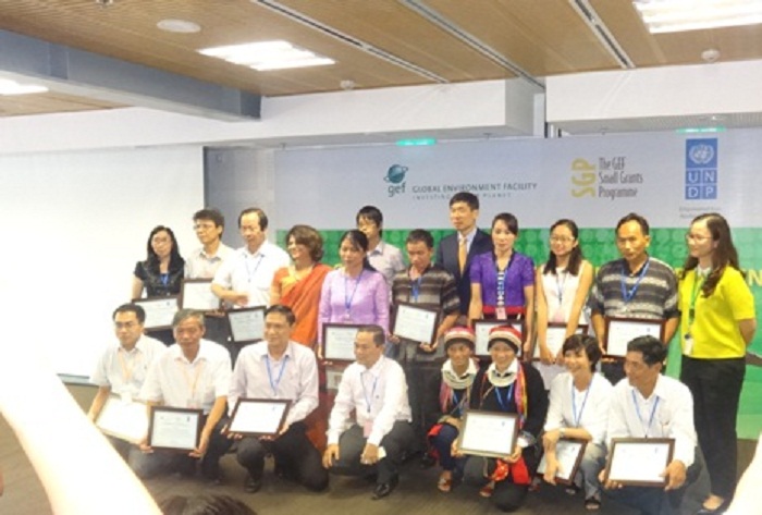Dự án Bảo tồn và phát triển Cây Bon Bo tỉnh Nghệ An tham gia Hội thảo - Triễn lãm sáng kiến xanh do UNDP Việt Nam tổ chức.