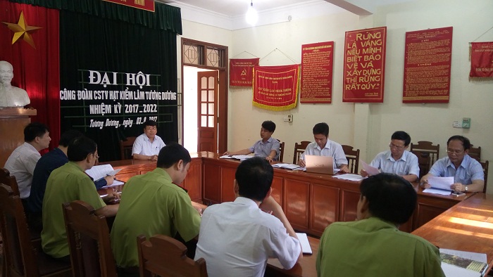 Đoàn công tác Quỹ Bảo vệ và phát triển rừng làm việc với các chủ rừng là tổ chức, Tổ chức chi trả cấp huyện